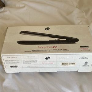 T3 Fahrenheit 450 straightening & styling iron